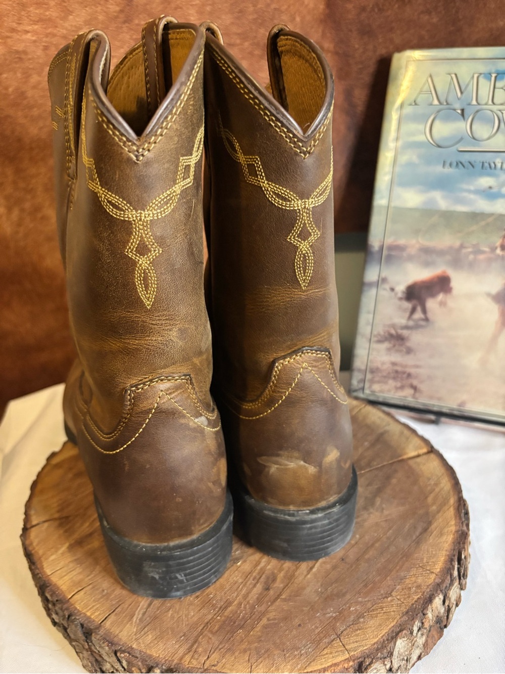 Ariat Men’s Leather Western Cowboy Roper Boots | Brown Ranch Boots Size 10.5D - Picture 3 of 5